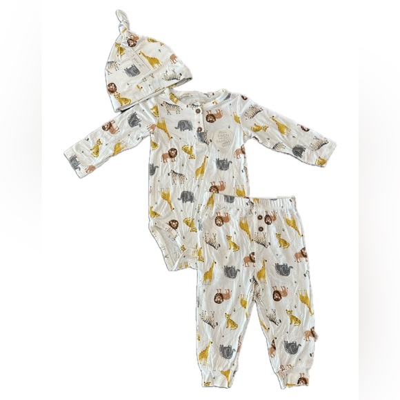 Milkberry Bamboo 3 Piece Set, Safari Animals, Gender Neutral, 6-9 Months, NWT - Picture 1 of 2